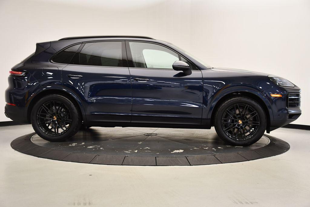 new 2025 Porsche Cayenne car, priced at $102,685