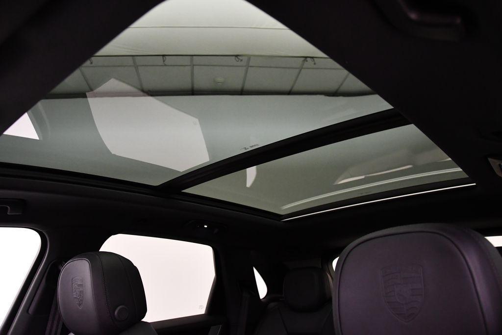 new 2025 Porsche Cayenne car, priced at $108,125