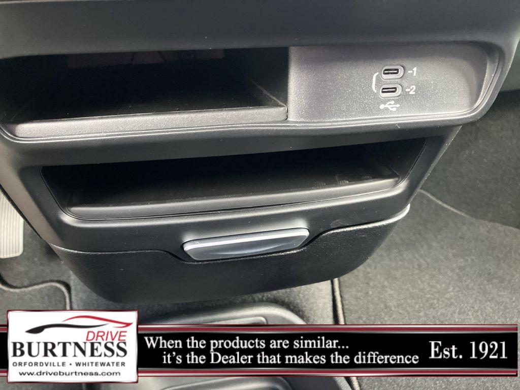 new 2026 Chrysler Pacifica car, priced at $42,197