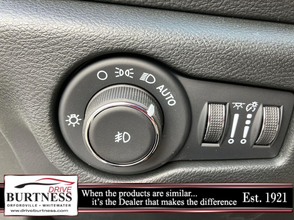 new 2026 Chrysler Pacifica car, priced at $42,197