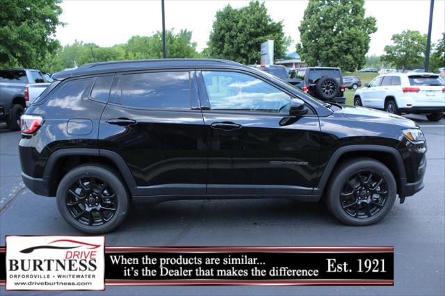 new 2025 Jeep Compass car, priced at $30,958