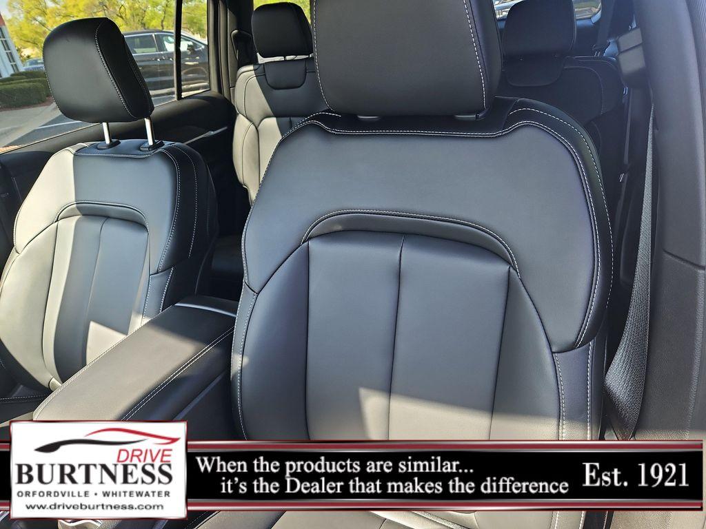 new 2025 Jeep Grand Cherokee L car, priced at $51,617