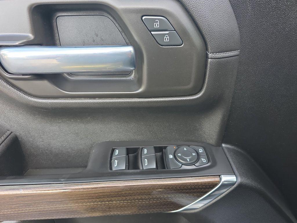 used 2021 Chevrolet Silverado 1500 car, priced at $27,387