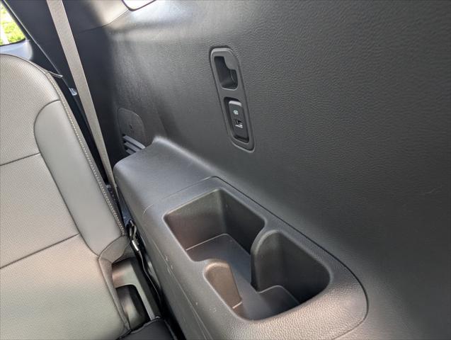 used 2022 Chevrolet Traverse car, priced at $37,988