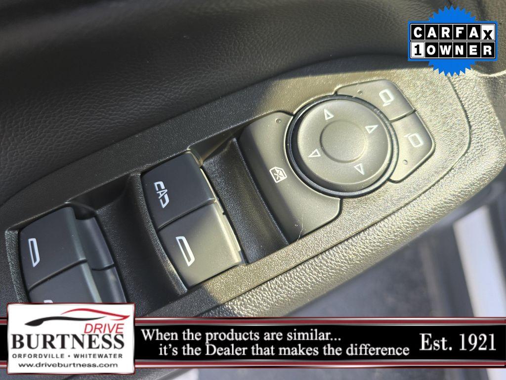 used 2023 Chevrolet Equinox car, priced at $24,988