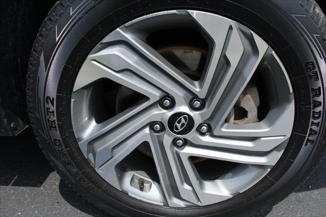 used 2021 Hyundai Santa Fe car, priced at $20,620