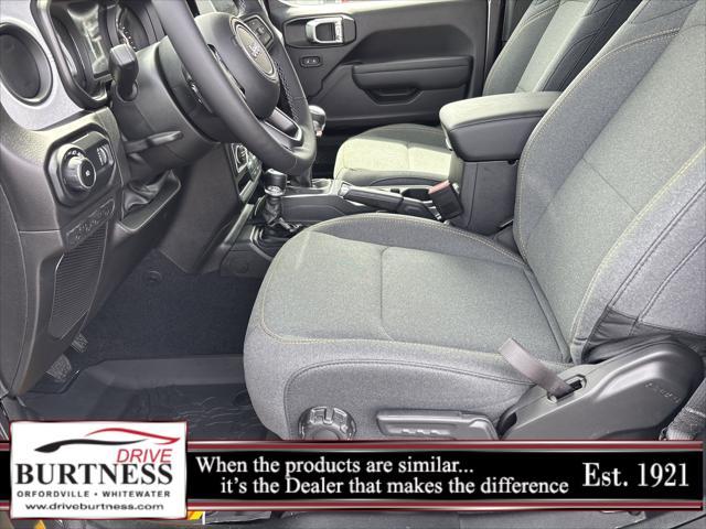 new 2025 Jeep Wrangler car, priced at $45,110