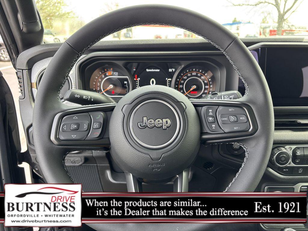 new 2025 Jeep Wrangler car, priced at $44,870