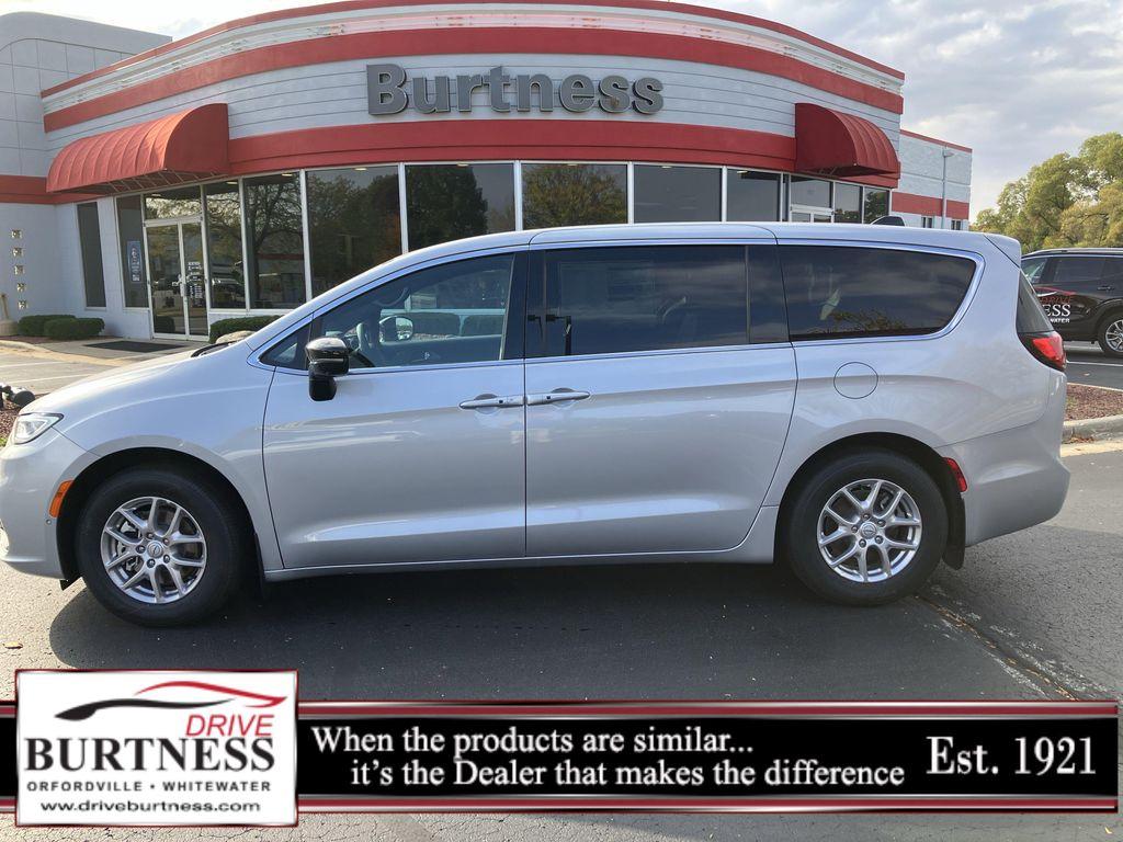new 2026 Chrysler Pacifica car, priced at $40,825