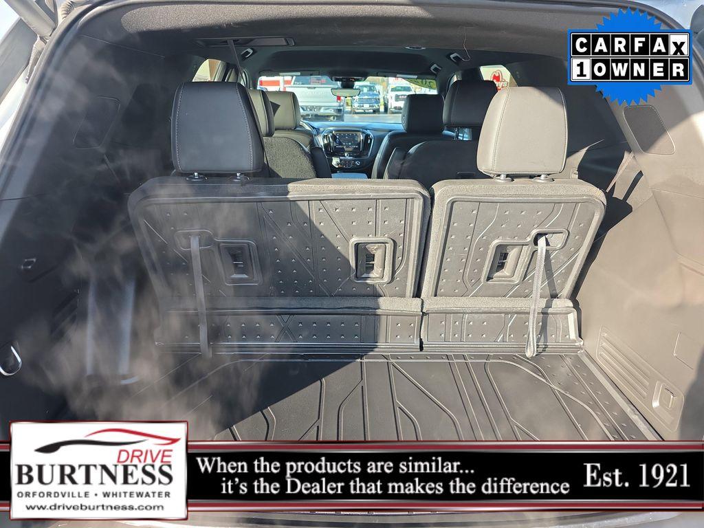 used 2023 Chevrolet Traverse car, priced at $31,804