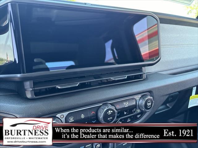 new 2024 Jeep Gladiator car, priced at $43,980