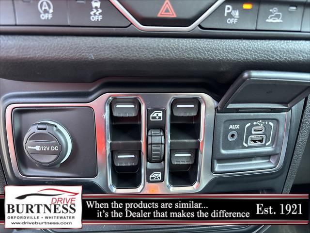 new 2024 Jeep Gladiator car, priced at $40,871