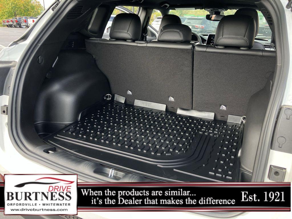 new 2025 Jeep Compass car, priced at $27,510