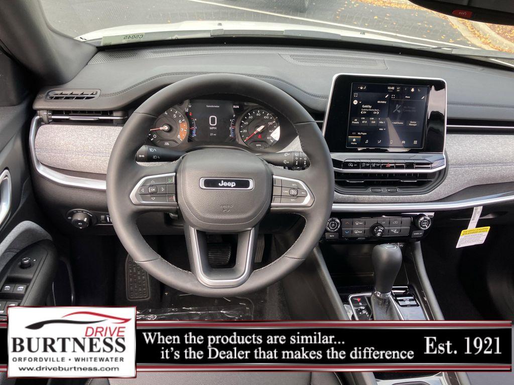 new 2025 Jeep Compass car, priced at $27,510