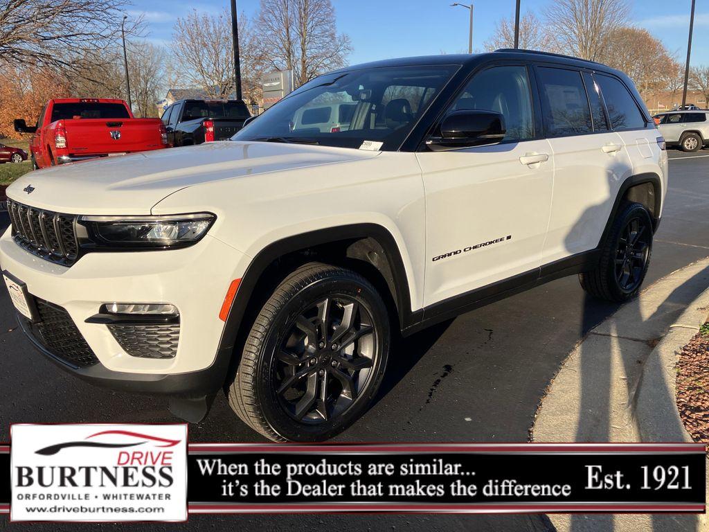 new 2025 Jeep Grand Cherokee car, priced at $47,659