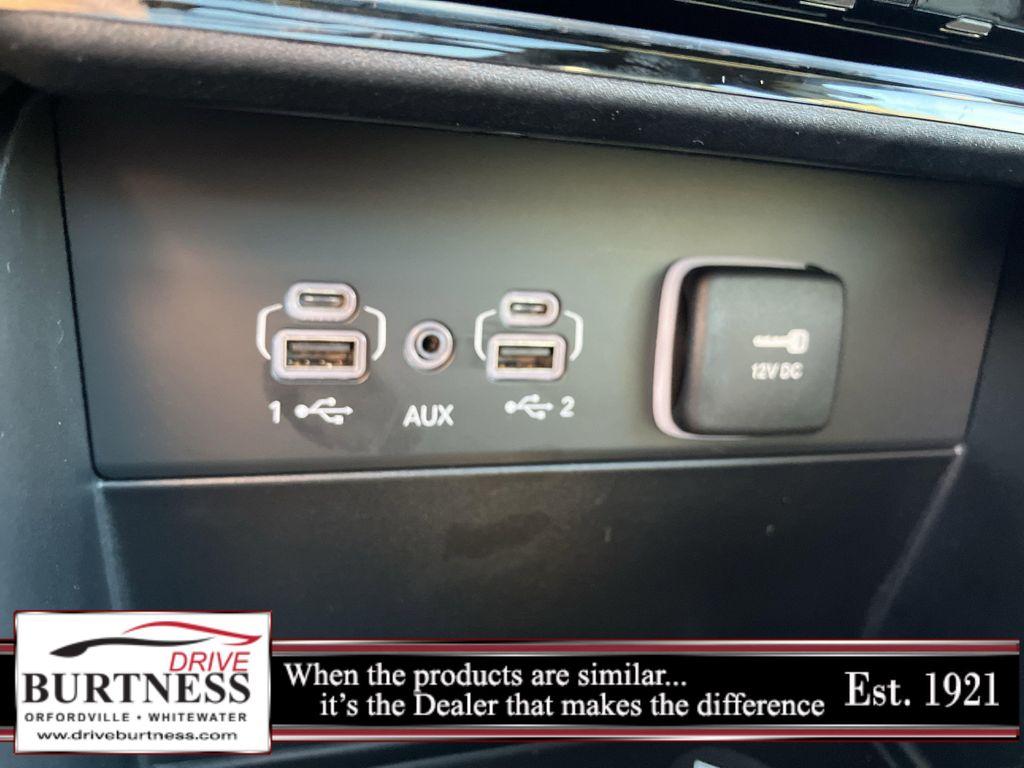 new 2025 Jeep Grand Cherokee car, priced at $47,659