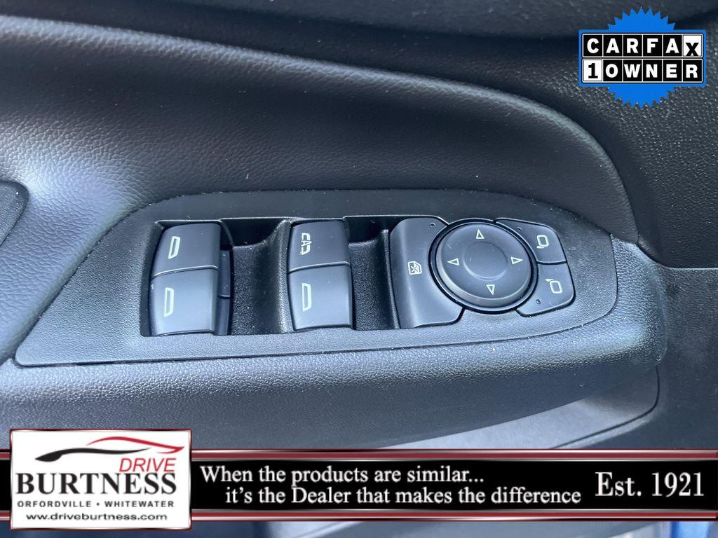 used 2022 Chevrolet Equinox car, priced at $22,495