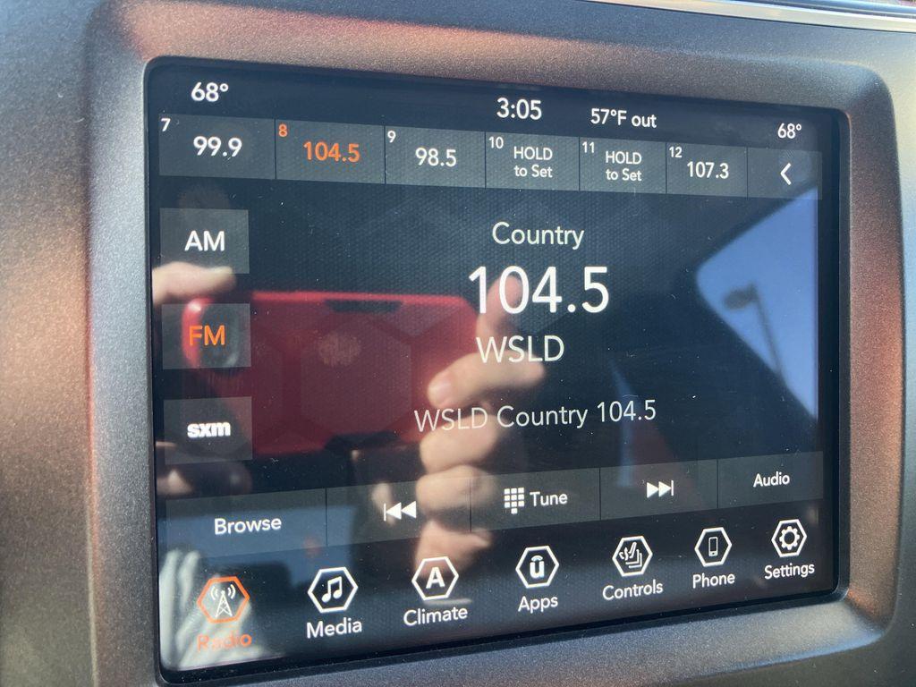 used 2020 Jeep Cherokee car, priced at $17,988