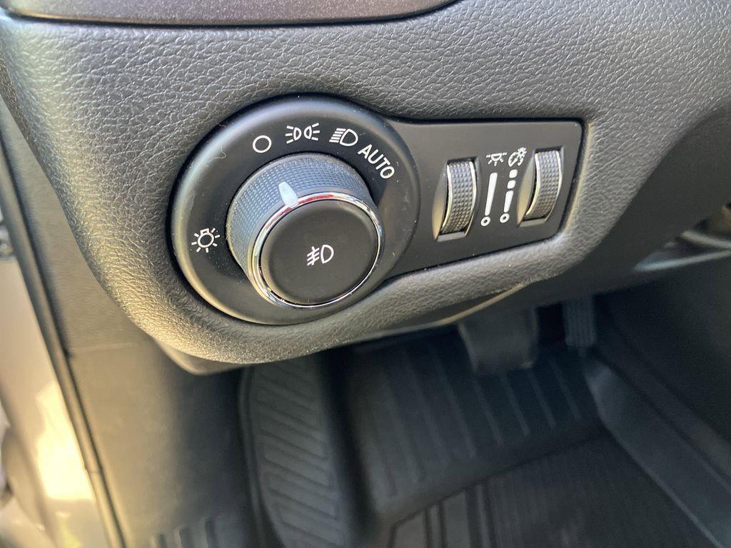 used 2020 Jeep Cherokee car, priced at $17,988