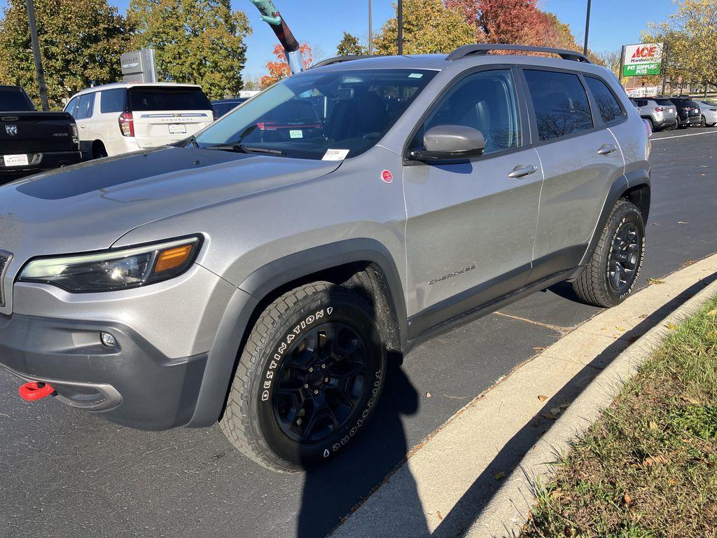 used 2020 Jeep Cherokee car, priced at $17,988