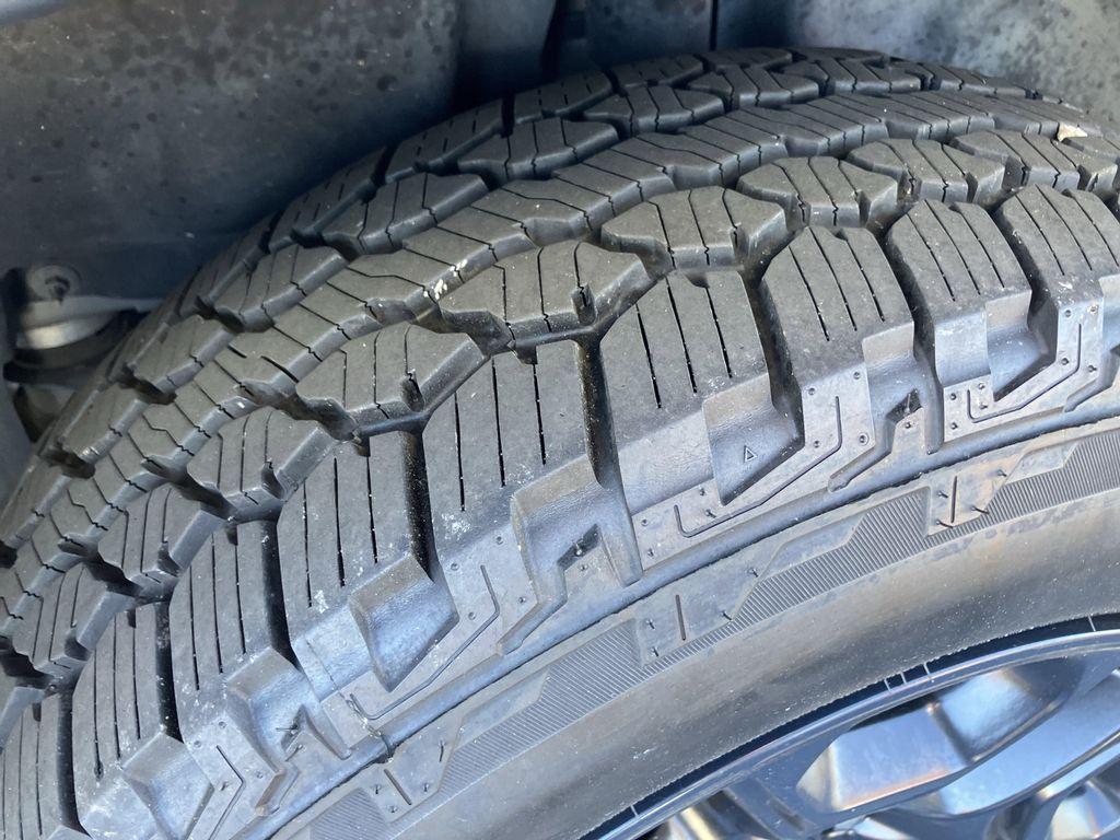 used 2020 Jeep Cherokee car, priced at $17,988