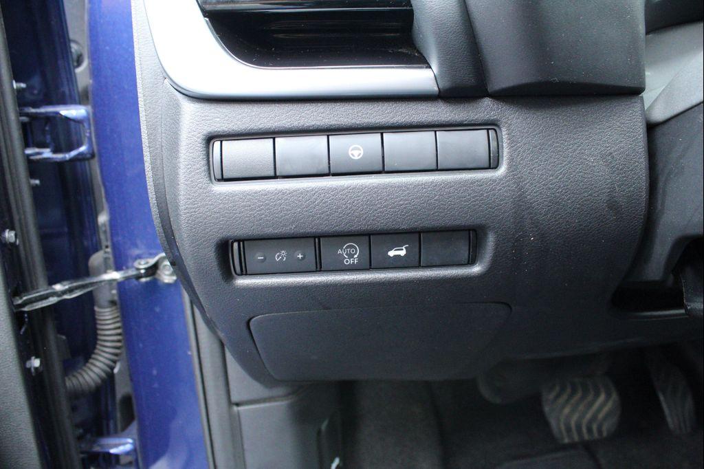 used 2023 Nissan Rogue car, priced at $22,208