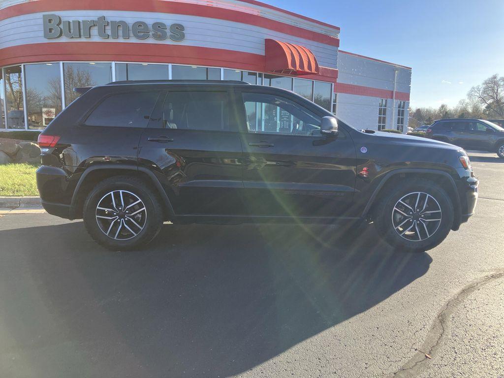 used 2021 Jeep Grand Cherokee car, priced at $29,988