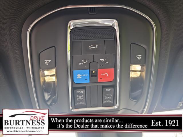 new 2025 Jeep Grand Cherokee L car, priced at $43,924
