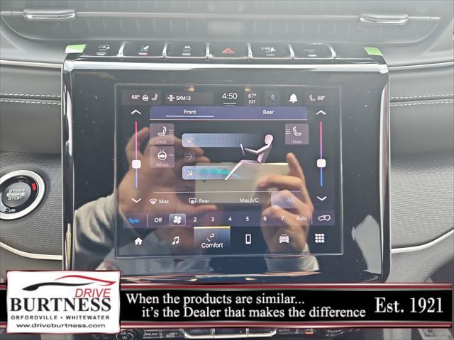 new 2025 Jeep Grand Cherokee L car, priced at $43,924