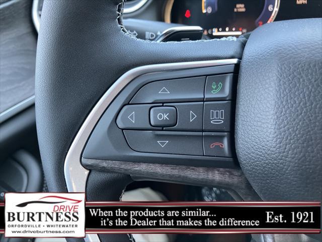 new 2025 Jeep Grand Cherokee car, priced at $48,095