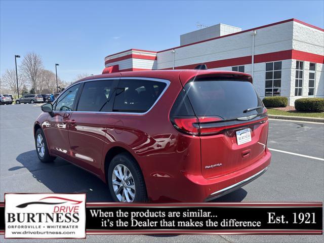 new 2025 Chrysler Pacifica car, priced at $44,668