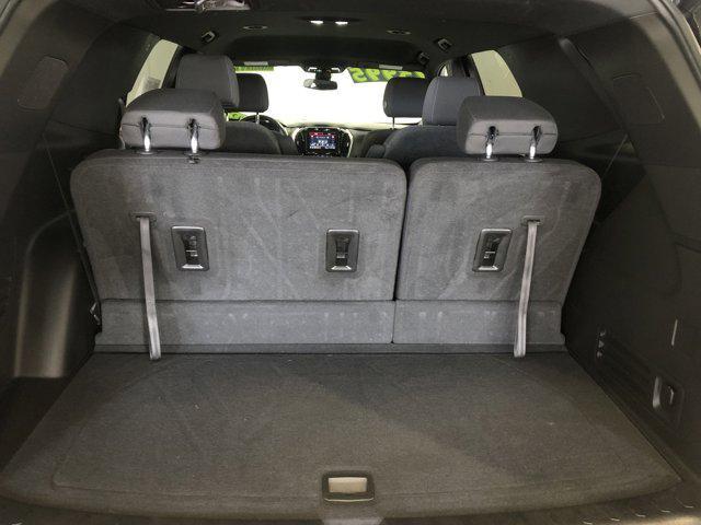 used 2022 Chevrolet Traverse car, priced at $23,995