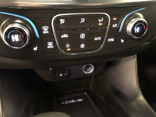 used 2022 Chevrolet Traverse car, priced at $23,995