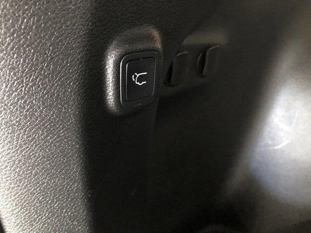 used 2019 Jeep Cherokee car, priced at $14,695