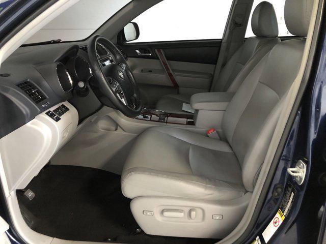 used 2013 Toyota Highlander car, priced at $17,995