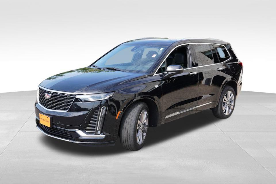 used 2023 Cadillac XT6 car, priced at $43,546