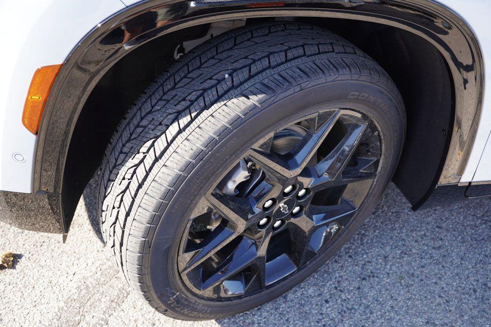 new 2026 Chevrolet Traverse car, priced at $57,560