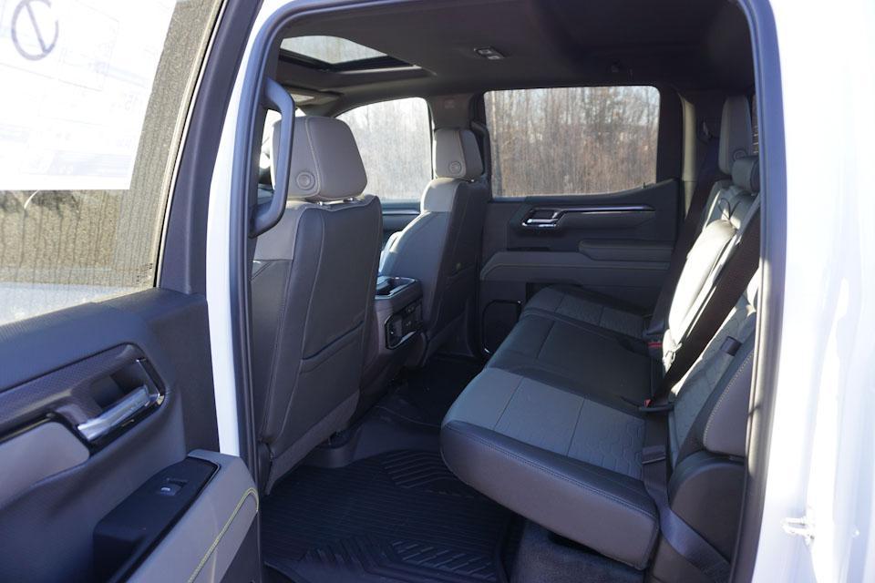 new 2024 Chevrolet Silverado 1500 car, priced at $75,894