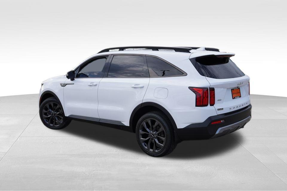 used 2022 Kia Sorento car, priced at $32,236