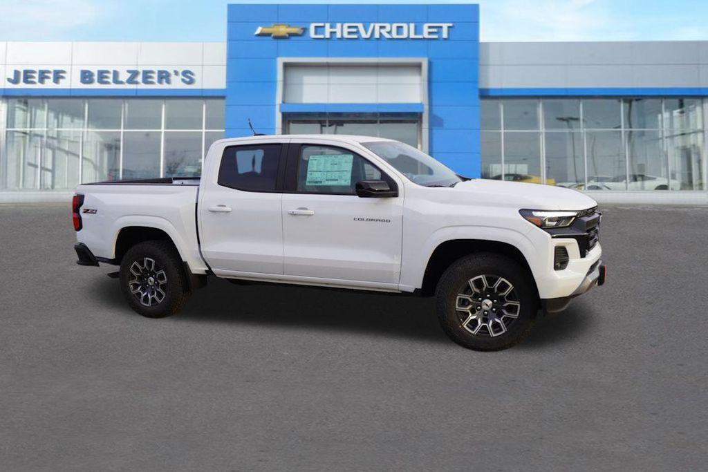 new 2024 Chevrolet Colorado car, priced at $42,305