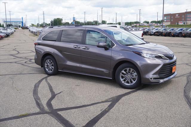 used 2021 Toyota Sienna car, priced at $39,325