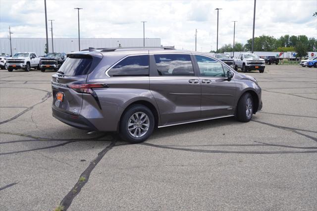 used 2021 Toyota Sienna car, priced at $39,325