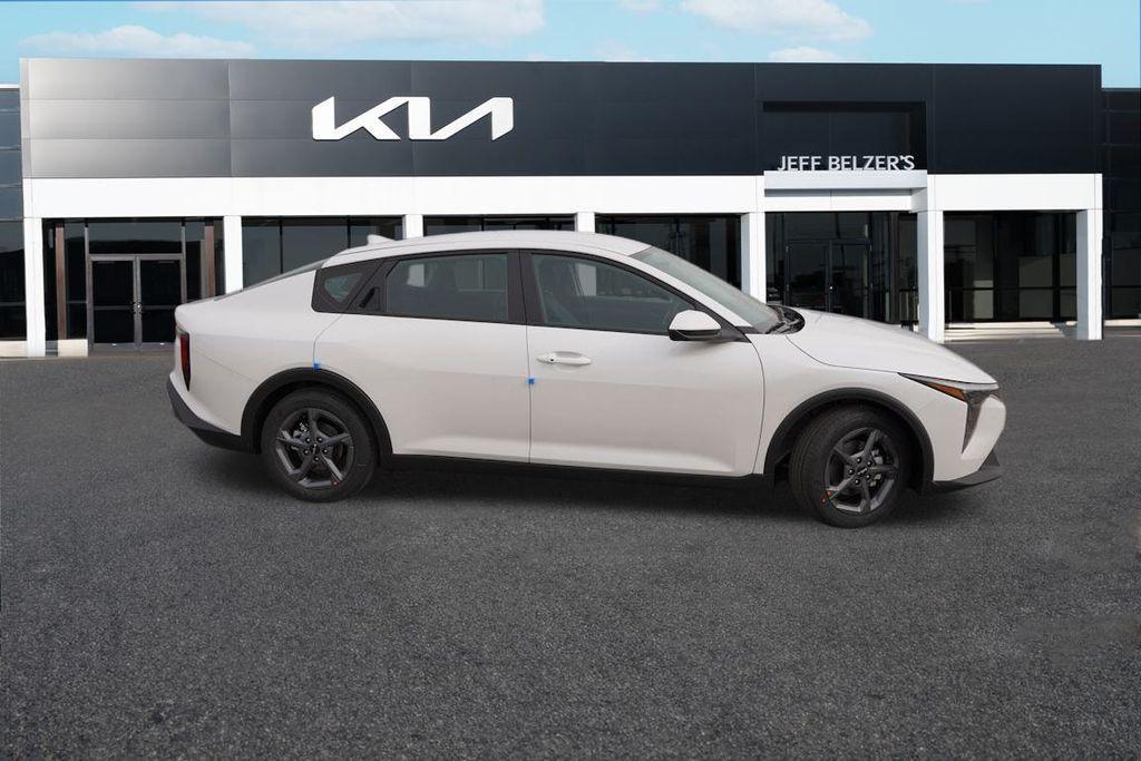 new 2025 Kia K4 car, priced at $22,104