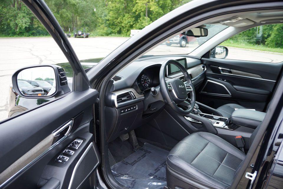 used 2022 Kia Telluride car, priced at $34,237