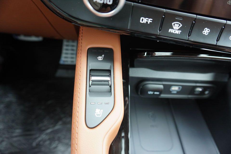 new 2025 Kia Telluride car, priced at $49,661