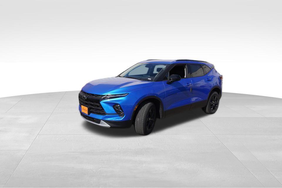 new 2025 Chevrolet Blazer car, priced at $36,365