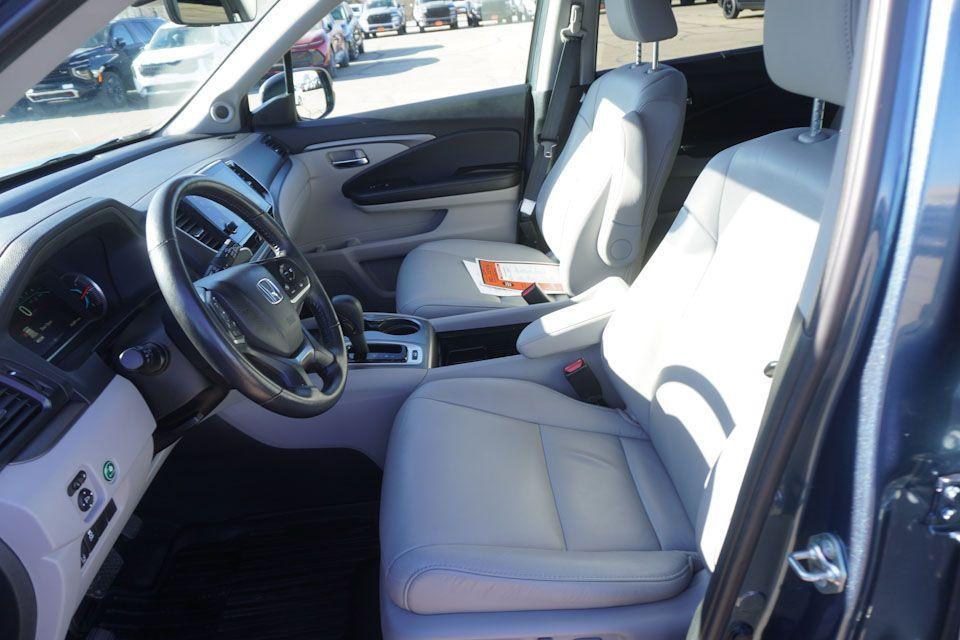 used 2019 Honda Pilot car, priced at $25,988