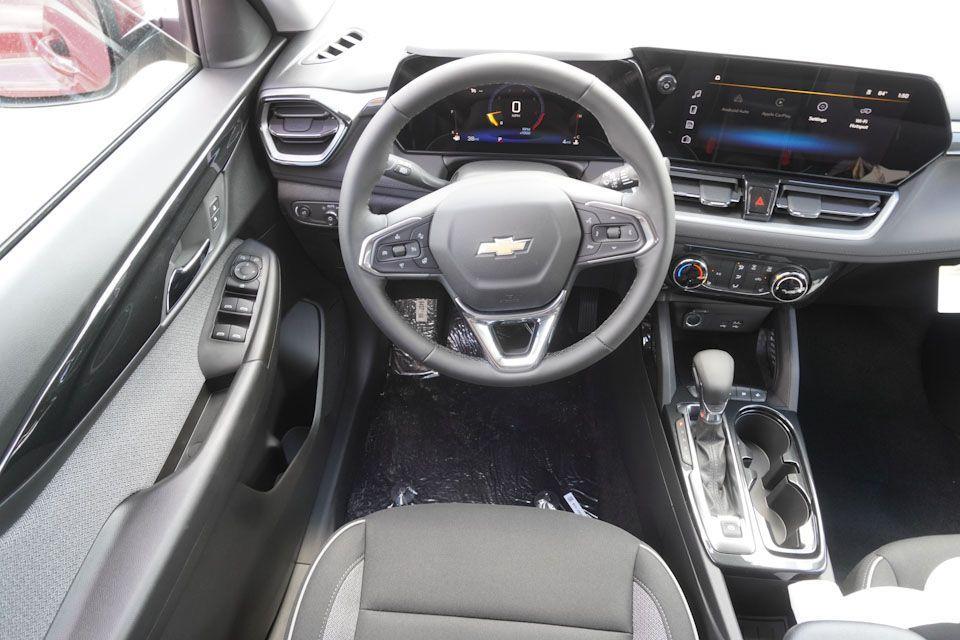 new 2025 Chevrolet TrailBlazer car, priced at $24,280