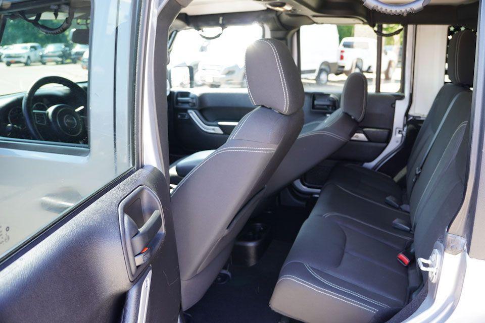 used 2015 Jeep Wrangler Unlimited car, priced at $22,996