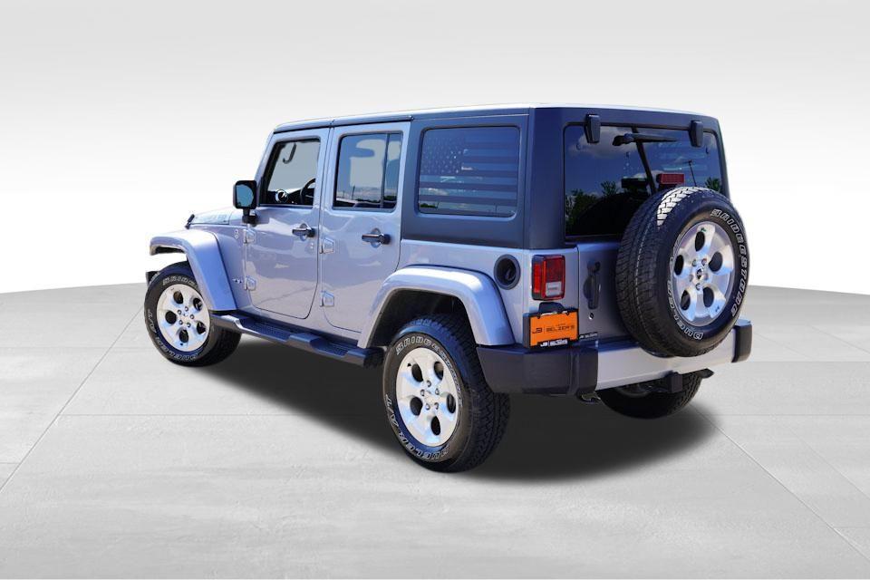 used 2015 Jeep Wrangler Unlimited car, priced at $22,996